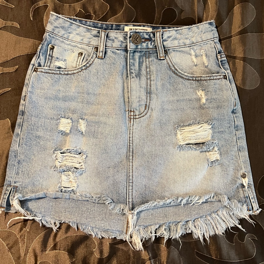 One Teaspoon Light Blue Distressed Denim Mini Skirt Women’s size 26/ Small